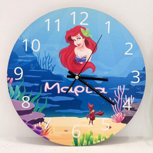 Ξύλινο ρολόι τοίχου Ariel με όνομα
