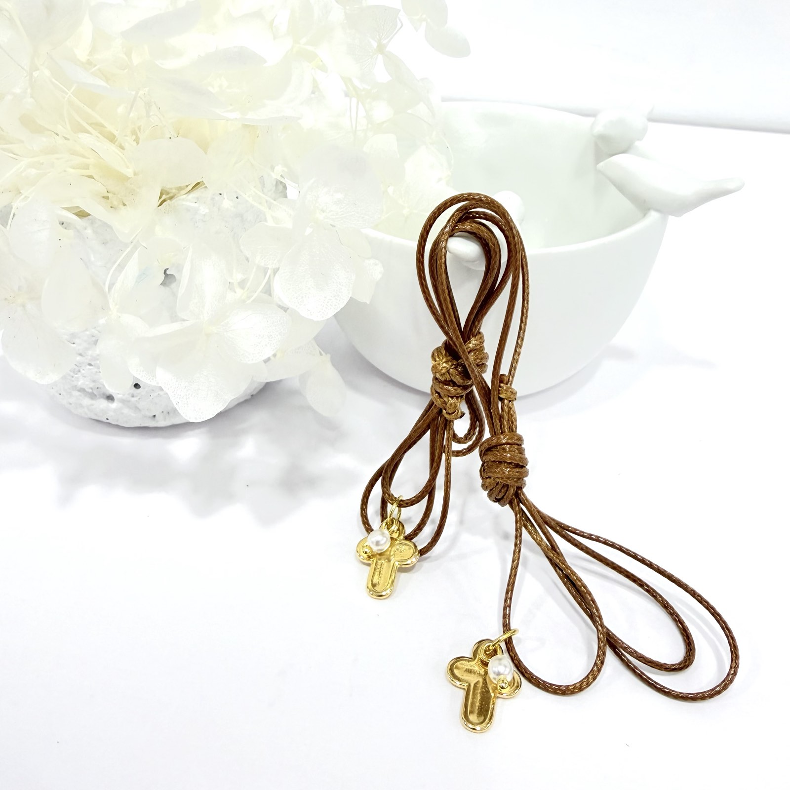 GP.41 Λαιμού με μεταξωτό κορδόνι και κυκλαδίτικο σταυρό 24Κ.